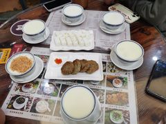 -周大娘牛乳(旧寨古村总店)