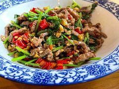 小炒黄牛肉-洋沙湖湖色生鲜主题餐厅