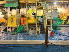 -泉城欧乐堡戏水湾艺术养生温泉