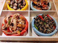 -喝丢一只鞋辣炒海鲜小烧烤(三八广场店)