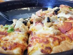奥尔良披萨-必胜客(华都店)