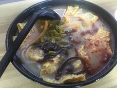 -小蛮妞家螺蛳粉(凯旋路店)