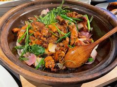 干锅走地鸡煲-鹊玥·粤菜小馆(汇智国际商业中心店)
