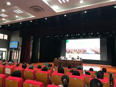 -上海市黄浦区教育学院附属中山学校