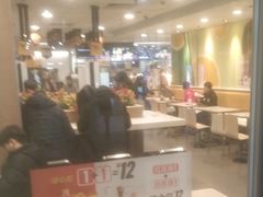 -麦当劳(轻轨曹杨路店)