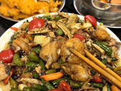 -鸿顺老铁锅美蛙鱼府(解放碑店)