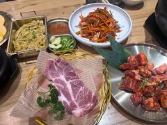 -青瓦餐厅·生鱼片·韩园烤肉(西塔店)