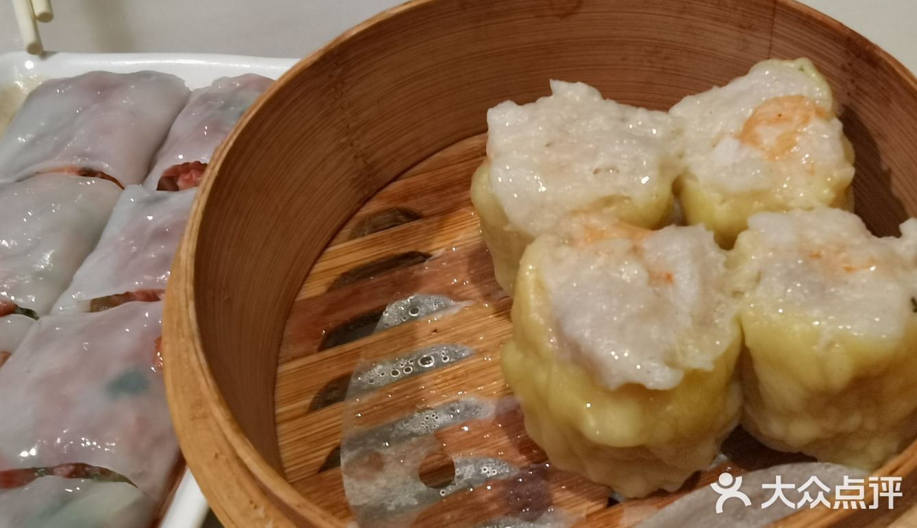 他家是24小时的,位置好找,种类好像也挺多