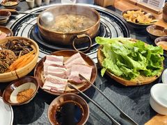 -阿山卓·野生菌火锅·纳西火塘烤肉