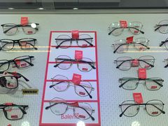 -臻美视爵眼镜·明月·依视路·蔡司折扣店(广渠门店)