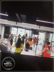 -ladybro闺蜜舞蹈工作室