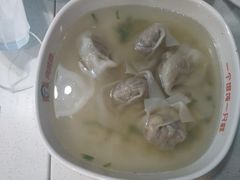 鲜肉虾仁馄饨-南城香·饭香串香馄饨香(富丰桥店)