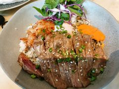 烤牛肉配泡菜温泉蛋饭-gaga(深圳南山益田假日广场店)