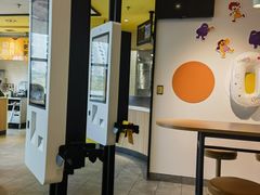 -麦当劳(普陀香溢花城店)