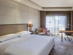 -昆明中心皇冠假日酒店