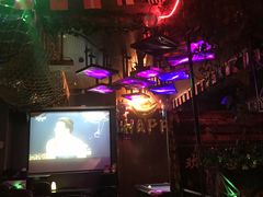 -聚点酒吧(龙湖滨江天街店)
