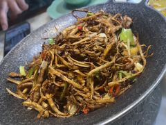 -大城小院饭店(博隆广场虹桥店)