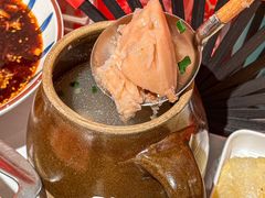 -黄记煌三汁焖锅(新佳丽江汉路店)