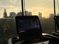 -乐刻运动健身(蓝润摩里中心店)