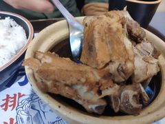 -万和春排骨砂锅米饭(新业广场店)