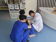 -全心全意动物诊疗中心医院(北苑店)