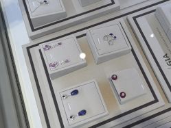点击看大图 -Cindy Jewelry·钻戒·彩色宝石
