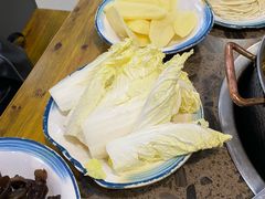 -乳仔牛牦牛汤锅 烤羊排(松潘古城店)