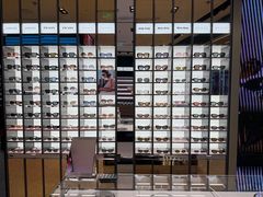 -LensCrafters亮视点(东方新天地店)