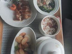 -臻儿屿月子会所(茶山店)