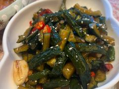 酸辣小黄瓜-红樱桃·欢乐餐厅(太原里店)
