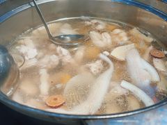-三个椰子·现砍椰子鸡(金源CBD店)