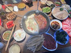 -萍姐火锅·公路夜市(武汉首店)