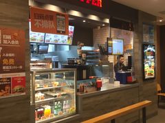 -优衣库(上海金桥国际商业广场店)