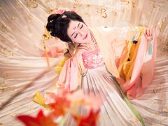 -九月鹰飞汉服摄影工作室