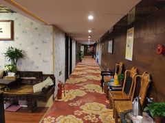 -东方亮足道(中国红街店)