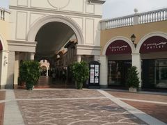 -佛罗伦萨小镇广佛名品奥特莱斯(疏港路店)