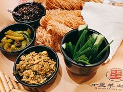 -丁里羊肉小镇(天鹅湖总店)