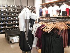 -UNDER ARMOUR(新燕莎奥莱店)