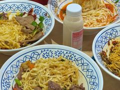 -李与白包子铺(桐梓林店)
