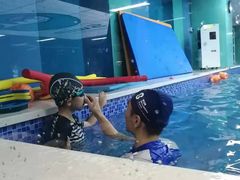 -Swim斯卫姆国际儿童游泳中心(红博中央公园店)
