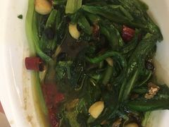 -鲁班小馆(政四街店)