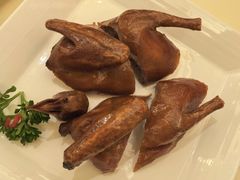 玻璃脆皮乳鸽-利苑酒家(宜安广场店)