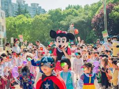 -上海青草地幼儿园