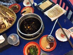 -马路边边串串香(双井直营店)