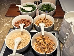 -南湖名都·景湖轩全日制餐厅·海鲜自助·东南亚风味·临湖而食