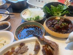 -龙聚德北京烤鸭(沙坪坝华宇A馆店)