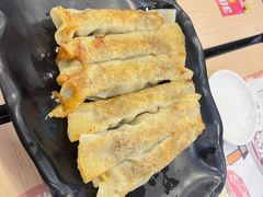 招牌手工原味锅贴-四海游龙(大华店)