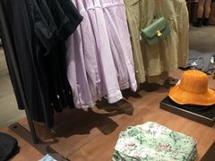 -URBAN REVIVO(西安Momopark店)