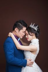 -巴黎婚纱摄影工作室