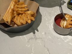 -必胜客(远大路店)